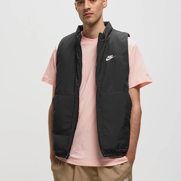 Nike Club Therma-Fit Vest Brand New - Picture 3 of 6